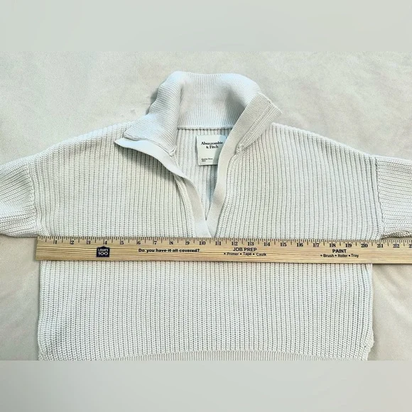 Abercrombie & Fitch White Cropped Knit Collard Sweater Womens Small Long Sleeves - Picture 9 of 10